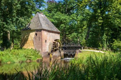 Watermolen van landgoed hackfort in vorden